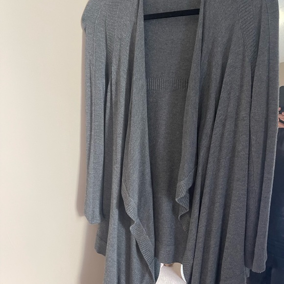 Lululemon size 4 wrap - Picture 1 of 4